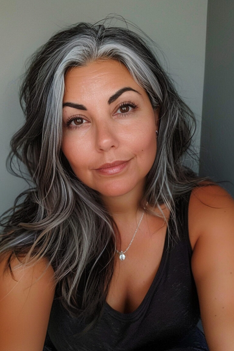 25 Examples of Transitioning to Gray Hair That'll Make You Want To ...